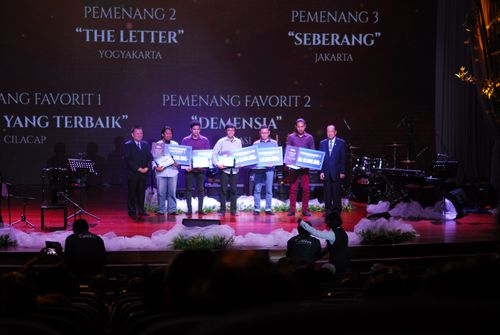 Dalam kesempatan ini DAAI TV Indonesia juga mengumumkan sekaligus memberikan hadiah kepada para pemenang Lomba Iklan Layanan Masyarakat (ILM) bertemakan “Great Love Award” yang digelar sejak bulan April 2016 lalu. 