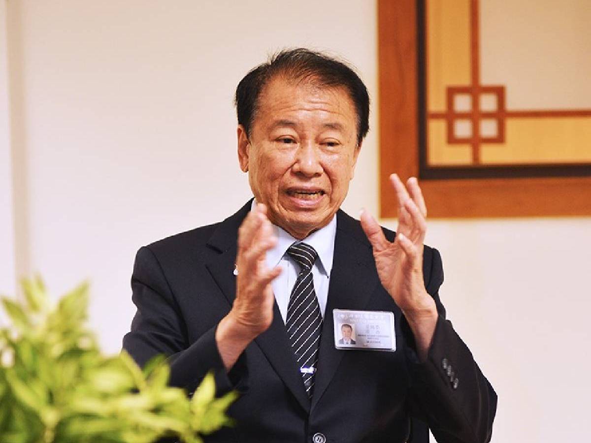 Tzu Chi Jakarta Volunteer: Alwin Scorp Leonardi