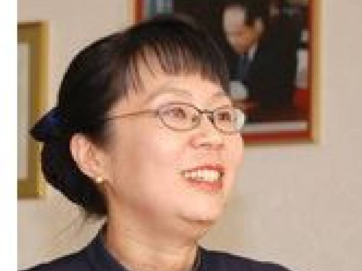 Tzu Chi Jakarta Volunteer: Chia Wen Yu