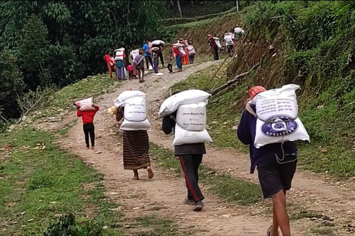 Life Wisdom: Carrying Out Acts of Compassion with Wisdom Around the World