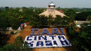 Master's Dharma Talk: Working Together to Spread Love All Around