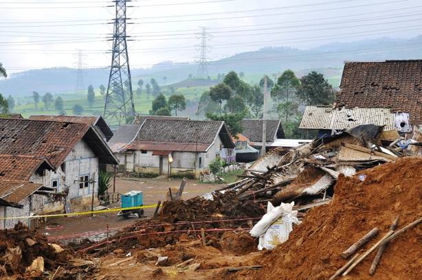 Bantuan Longsor Cibitung