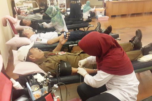 Donor darah he qi pusat