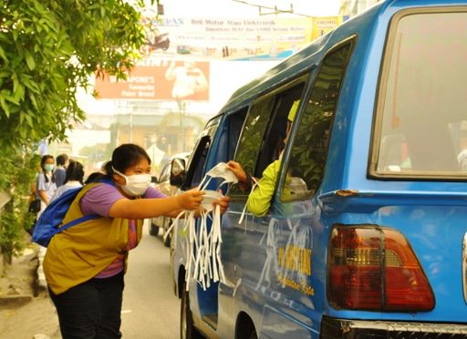 Pembagian Masker