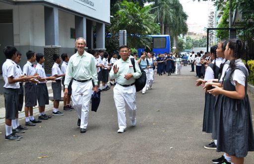 Kunjungan tim pendidikan