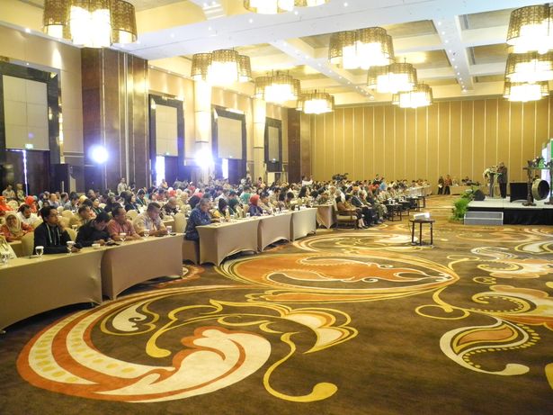 Sebanyak 388 orang delegasi dari 10 negara (China, Filipina, USA, India, Indonesia, Korea selatan, Malaysia, Nepal, Singapura, Taiwan) di Asia mewakili rumah sakit dan pusat kesehatan menghadiri konferensi nasional ini di Hotel Royal Ambarrukmo, Yogyakarta.