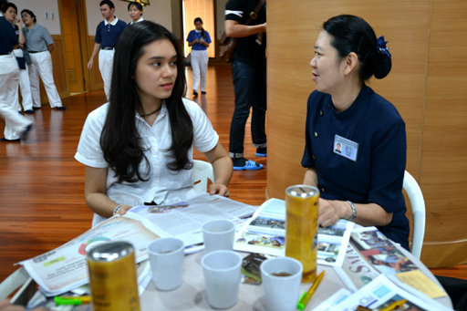 Berdonasi dan Belajar Kepemimpinan Bersama Tzu Chi