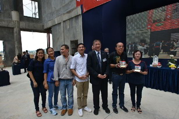 Topping Off Aula Jing Si Batam: Menuju Rumah Baru