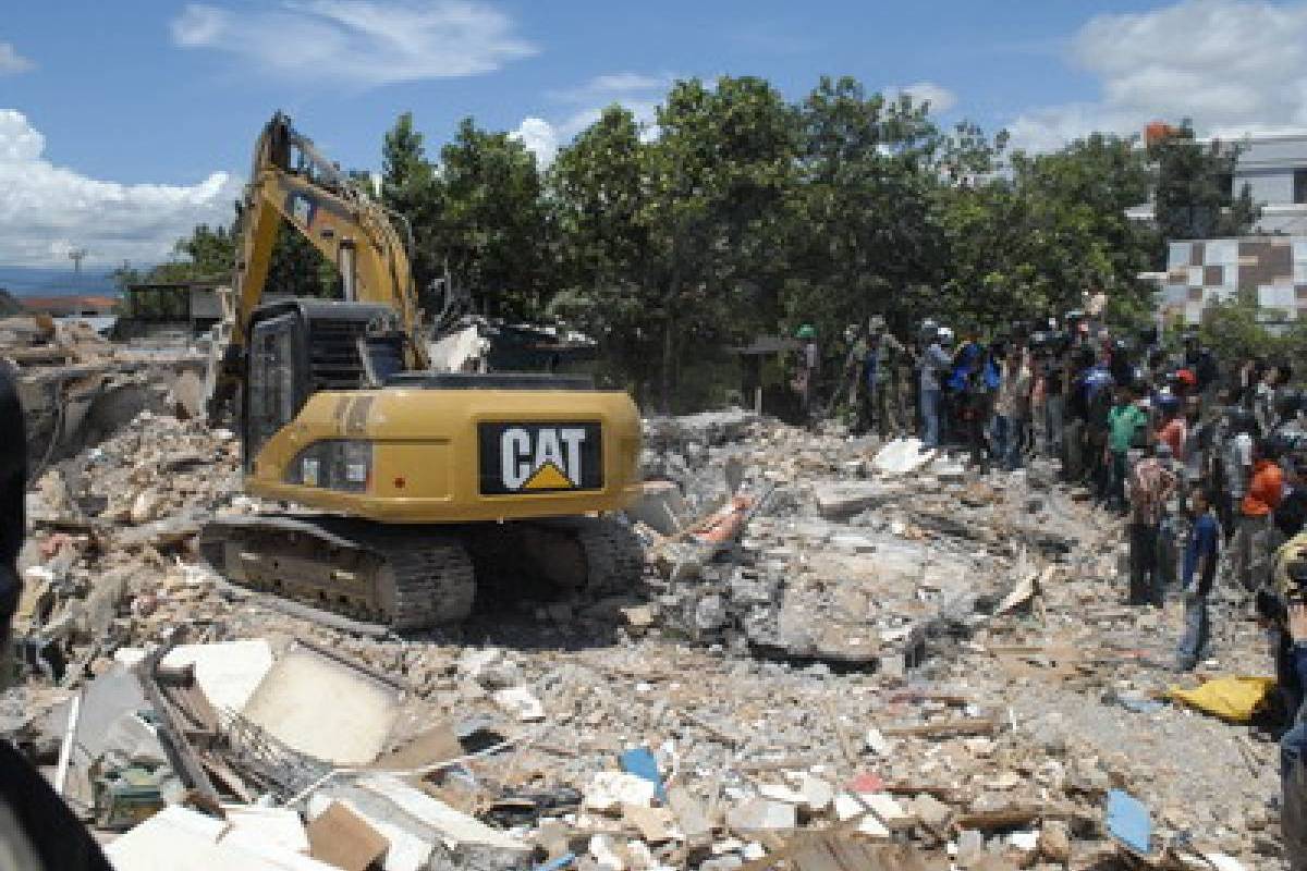 Cinta Kasih untuk Korban Gempa Sumatera