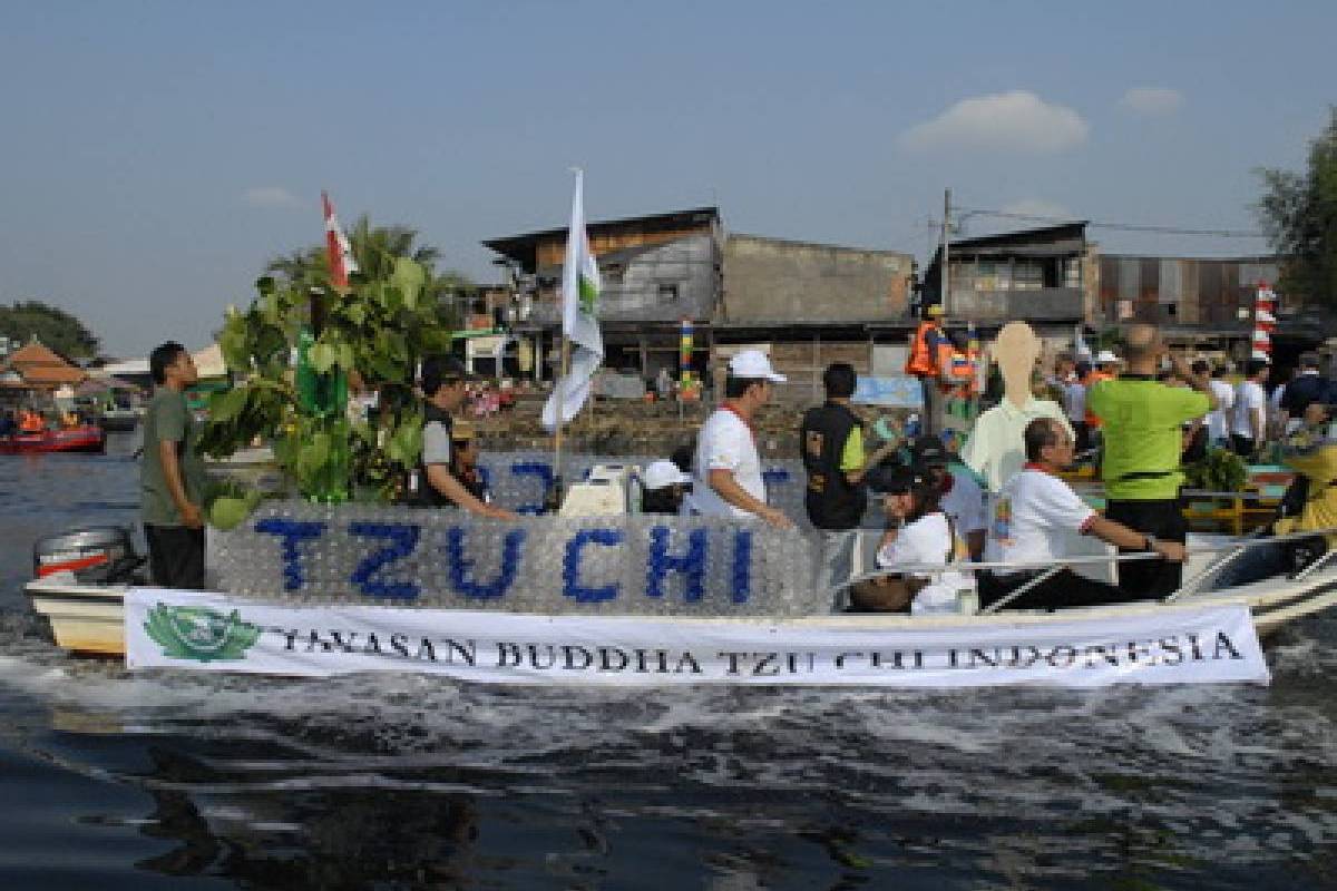 Festival Kali Angke Tahun 2011