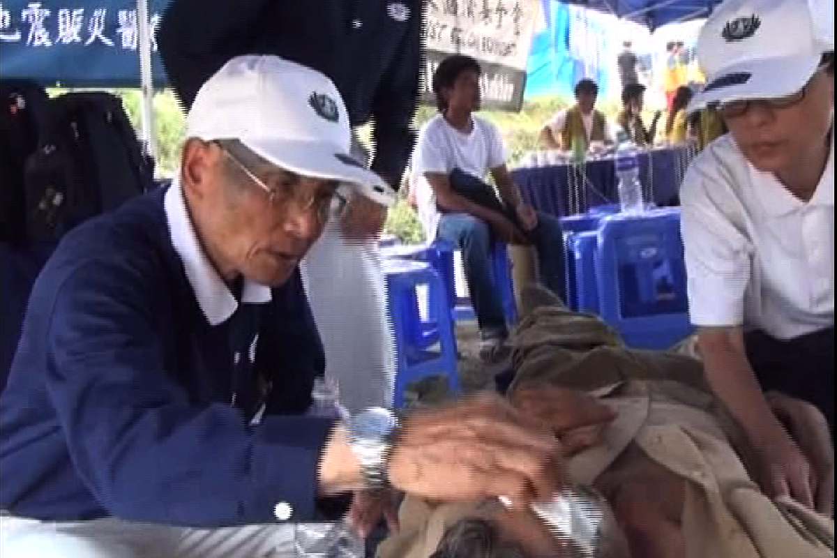 Ceramah Master Cheng Yen: Menggenggam Kehidupan untuk Menumbuhkan Jiwa Kebijaksanaan