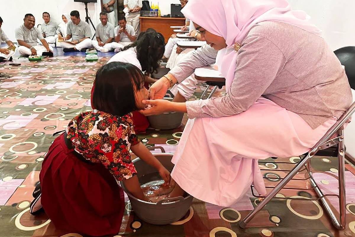 Peringatan Hari Ibu di Xie Li Kubar yang Penuh Haru 