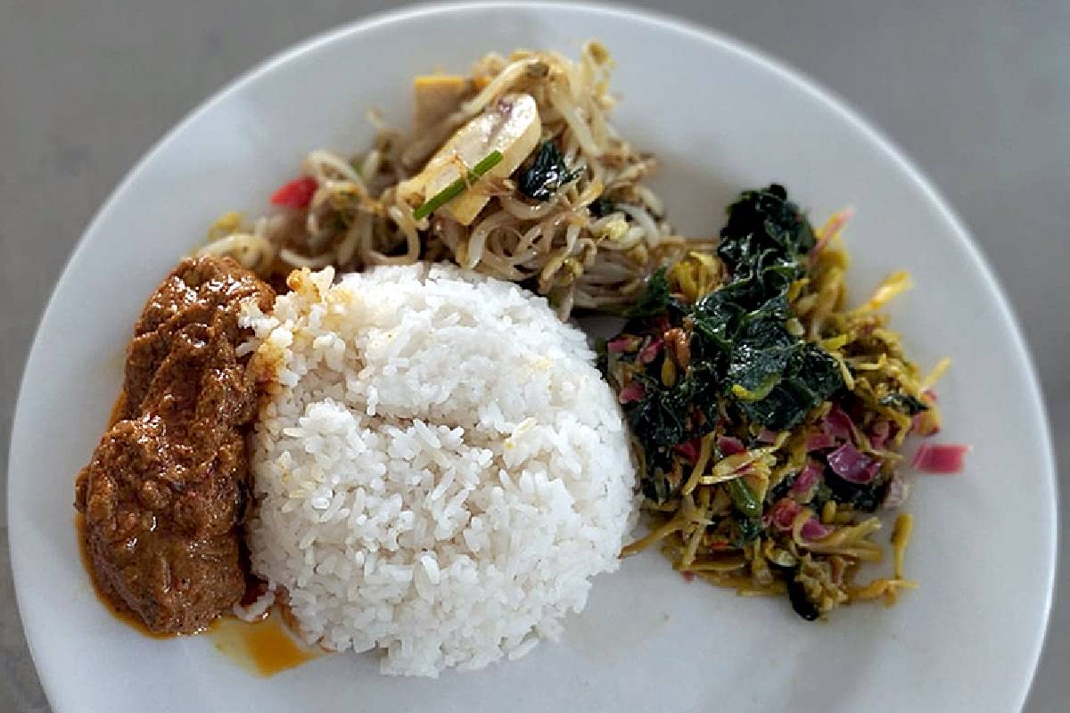 Kreasi Masakan Vegetaris Menarik 718 Pelanggan di Lampung
