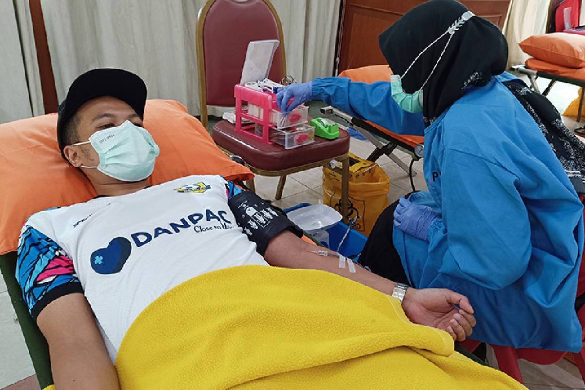 Demi Sesama, Kita Berjuang Melalui Donor Darah