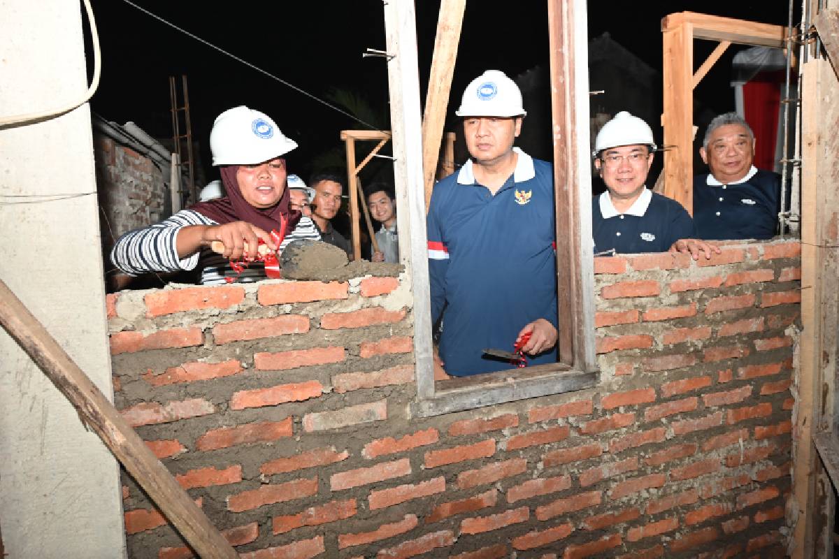 Renovasi Rumah Tidak Layak Huni Di Cirebon: Di Bawah Atap Baru, Harapan Nelayan Cirebon Kembali Tumbuh