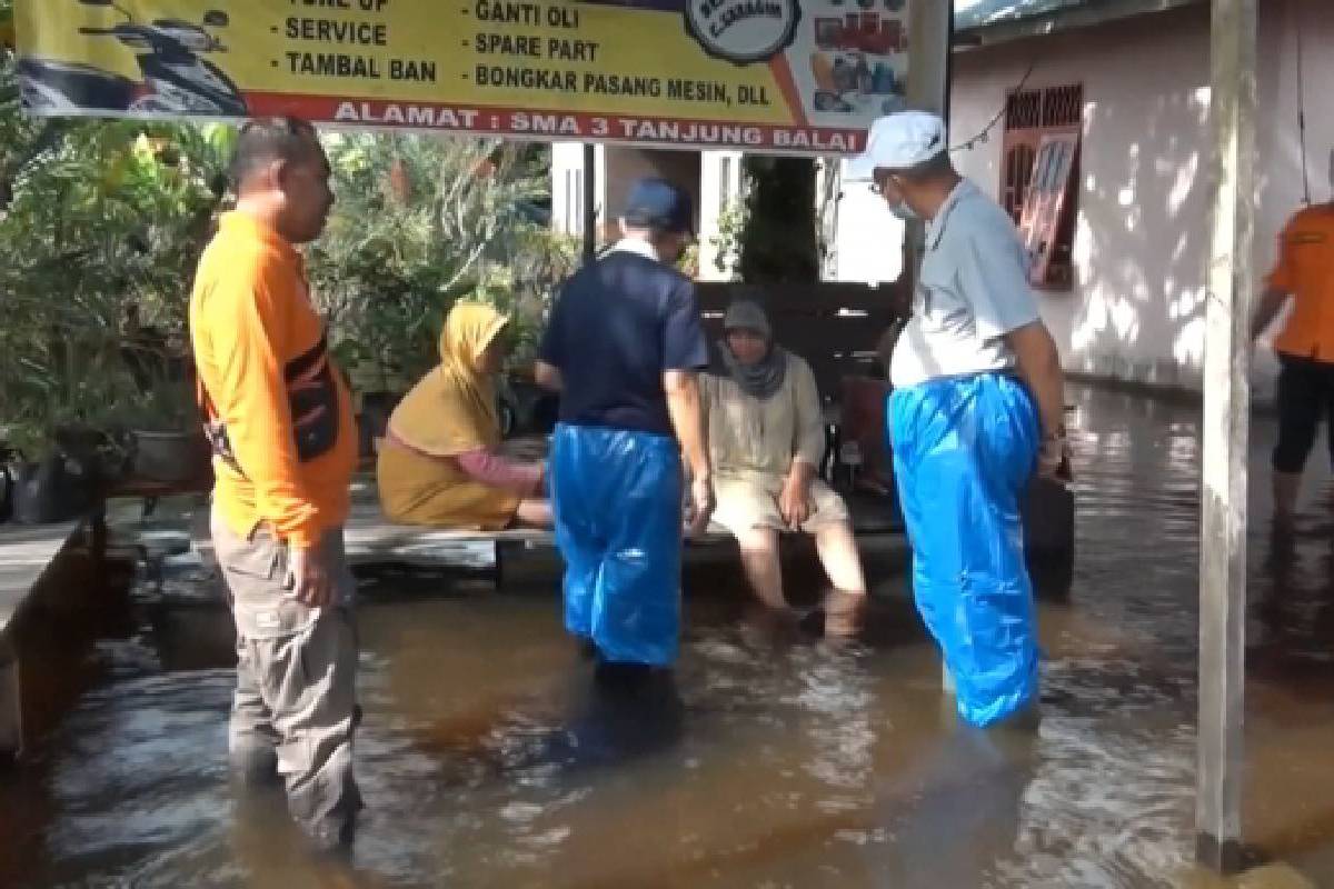 Ceramah Master Cheng Yen: Bertekad untuk Memperhatikan Seluruh Dunia