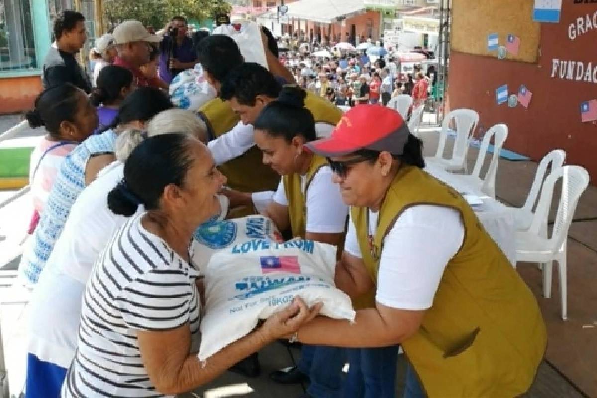 Ceramah Master Cheng Yen: Menanam Berkah dengan Ketulusan dan Rasa Hormat