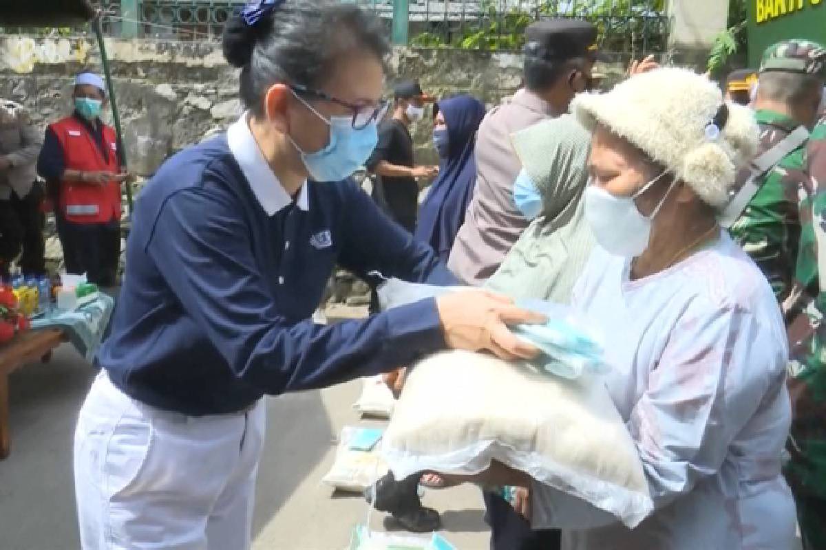 Ceramah Master Cheng Yen: Mempraktikkan Enam Paramita demi Menolong Dunia