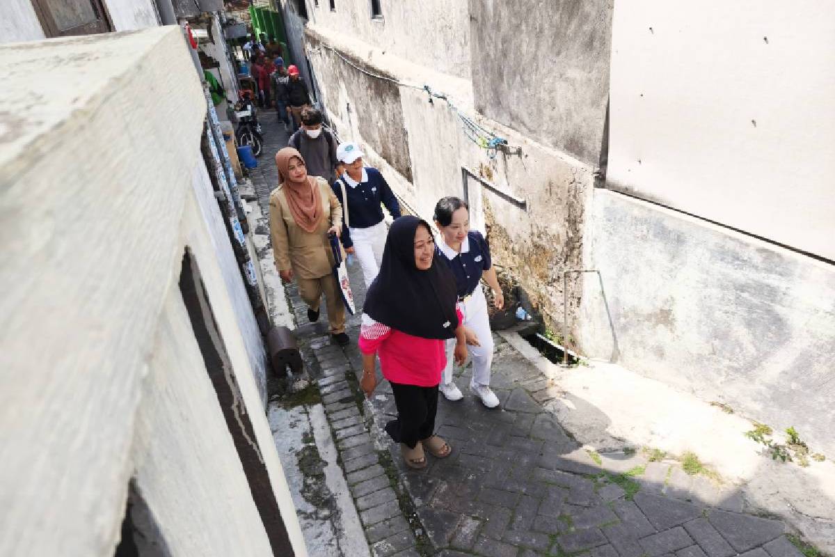 Kepedulian dan Gotong Royong Menjadi Pondasi Rumah yang Layak Huni