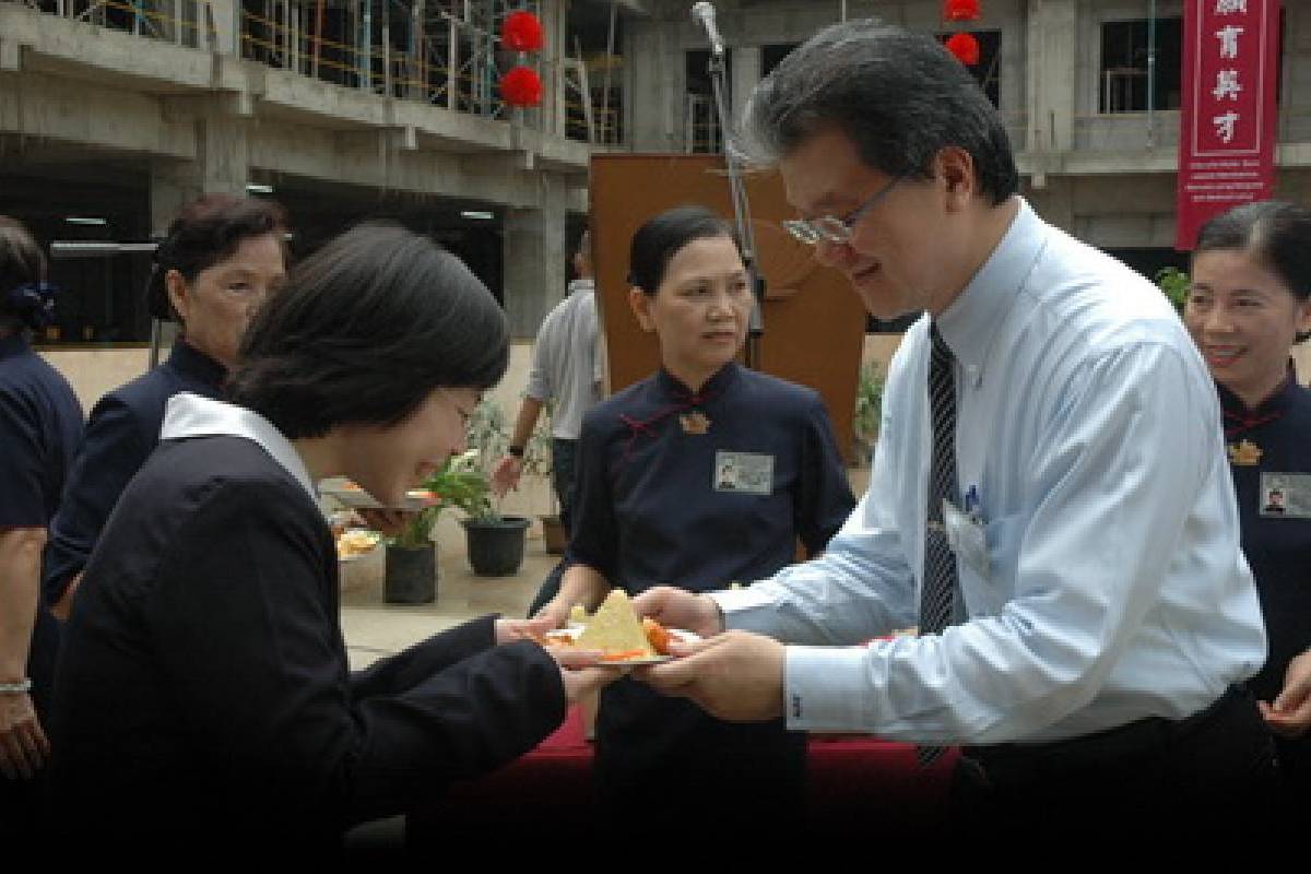 Acara Syukuran Topping Off Sekolah Dasar Tzu Chi