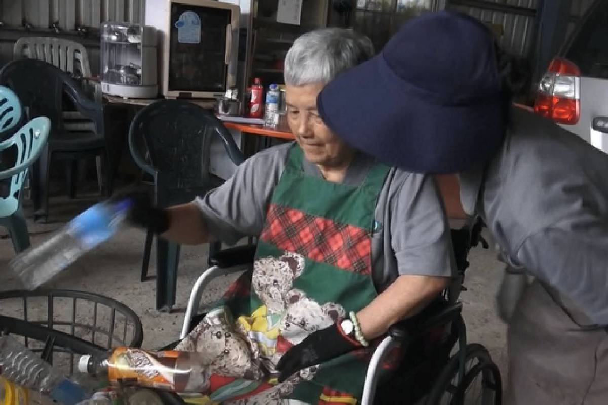 Ceramah Master Cheng Yen: Mendengar, Merenungkan, dan Mempraktikkan Dharma