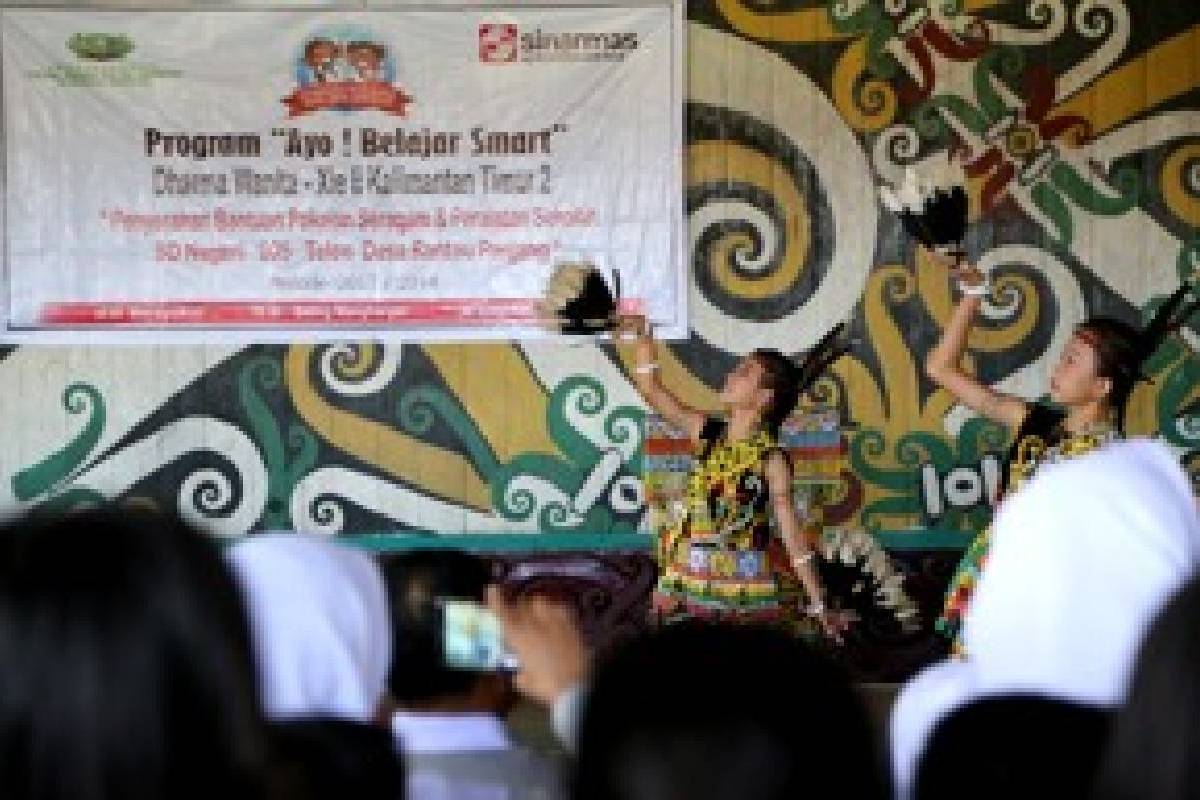 Senyum Kebahagiaan Pelajar dan Relawan Tzu Chi