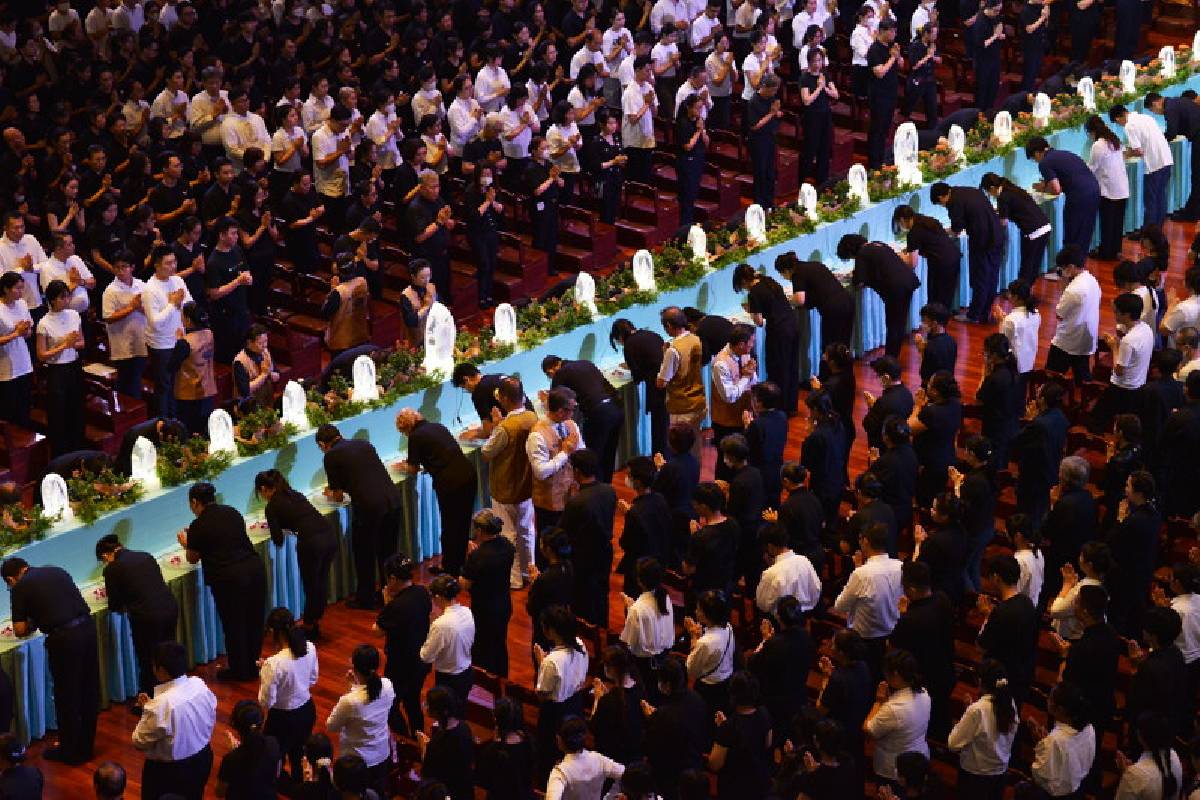 Waisak 2025: Refleksi Kedamaian dari Tzu Chi Center PIK