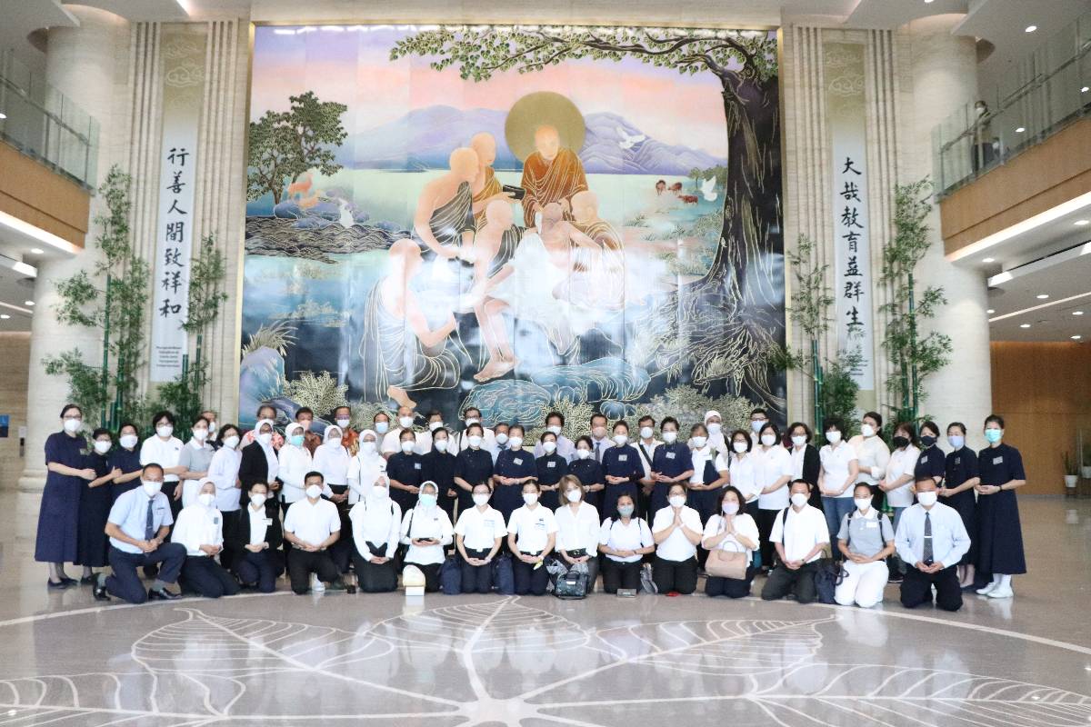 Kunjungan Relawan Tzu Chi Bandung dan Relawan TIMA Bandung Ke Tzu Chi Hospital PIK