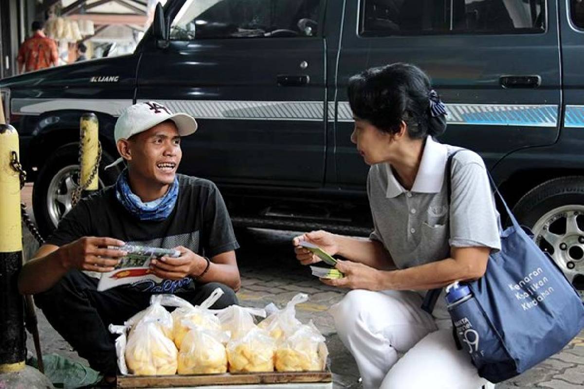 Menggalang Donasi dan Menggalang Hati	