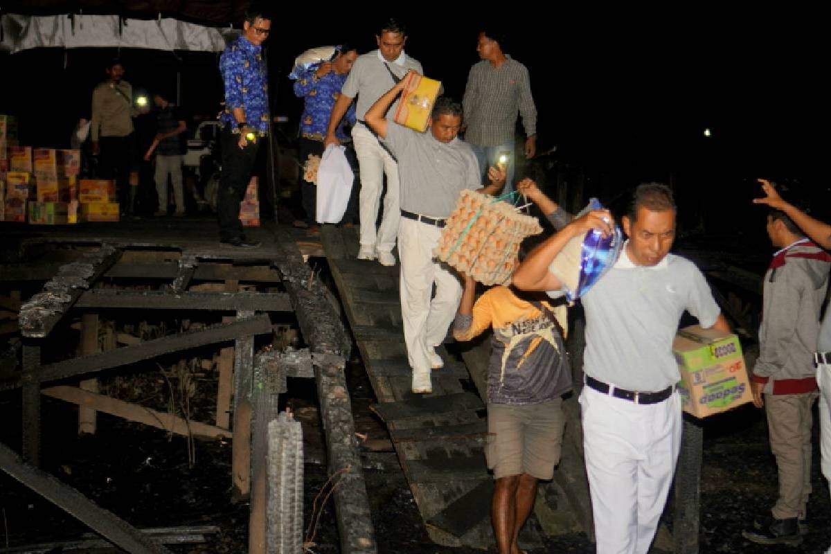 Ketulusan Relawan Kutai Barat, Harapan Baru bagi Korban Kebakaran Kampung Sempant 