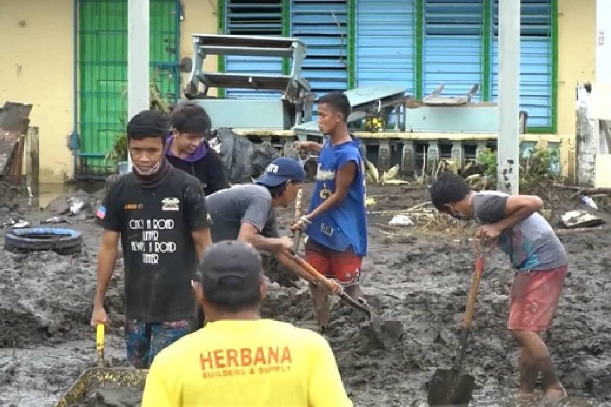 Ceramah Master Cheng Yen: Bersumbangsih Mendatangkan Pahala bagi Diri Sendiri