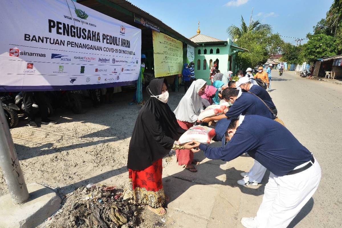 Bantuan 11 Ton Beras untuk Warga Kamal Muara