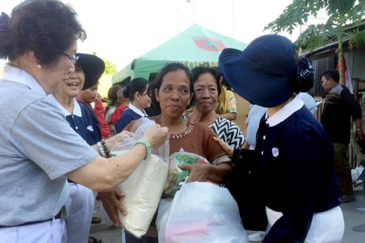 Tzu Chi Membantu Korban Kebakaran di Pannampu