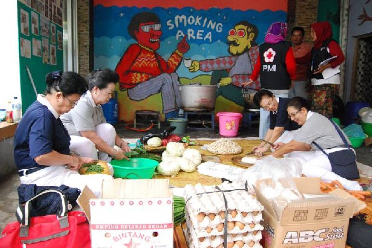 Bersumbangsih untuk Warga Korban Banjir di Desa Bojongsoang