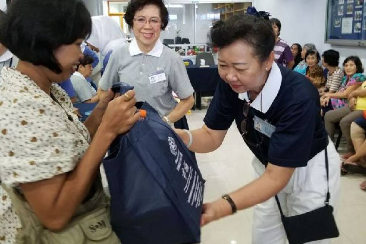 Kasih Tzu Chi Menyambut Imlek