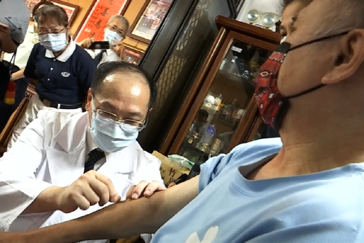 Ceramah Master Cheng Yen: Melenyapkan Penderitaan dan Memberikan Kebahagiaan dengan Cinta Kasih Berkesadaran    