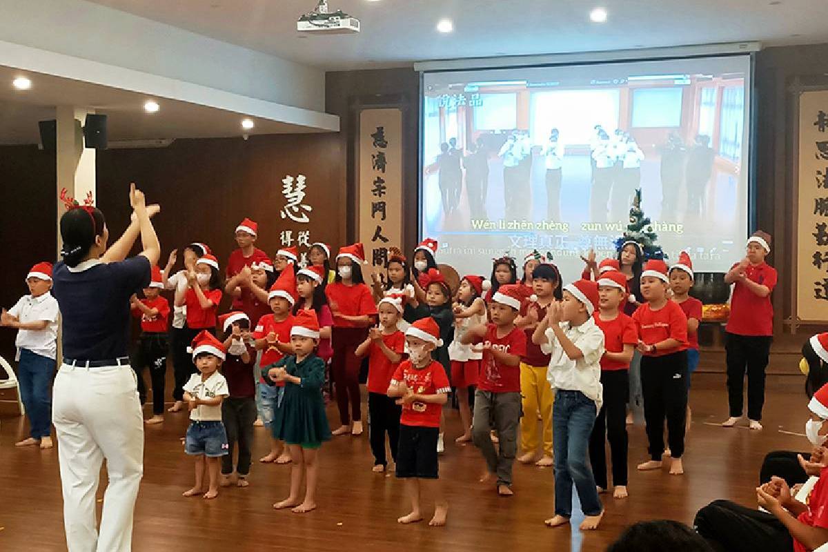 Kelas Ceria di Tzu Chi Pekanbaru dalam Suasana Natal