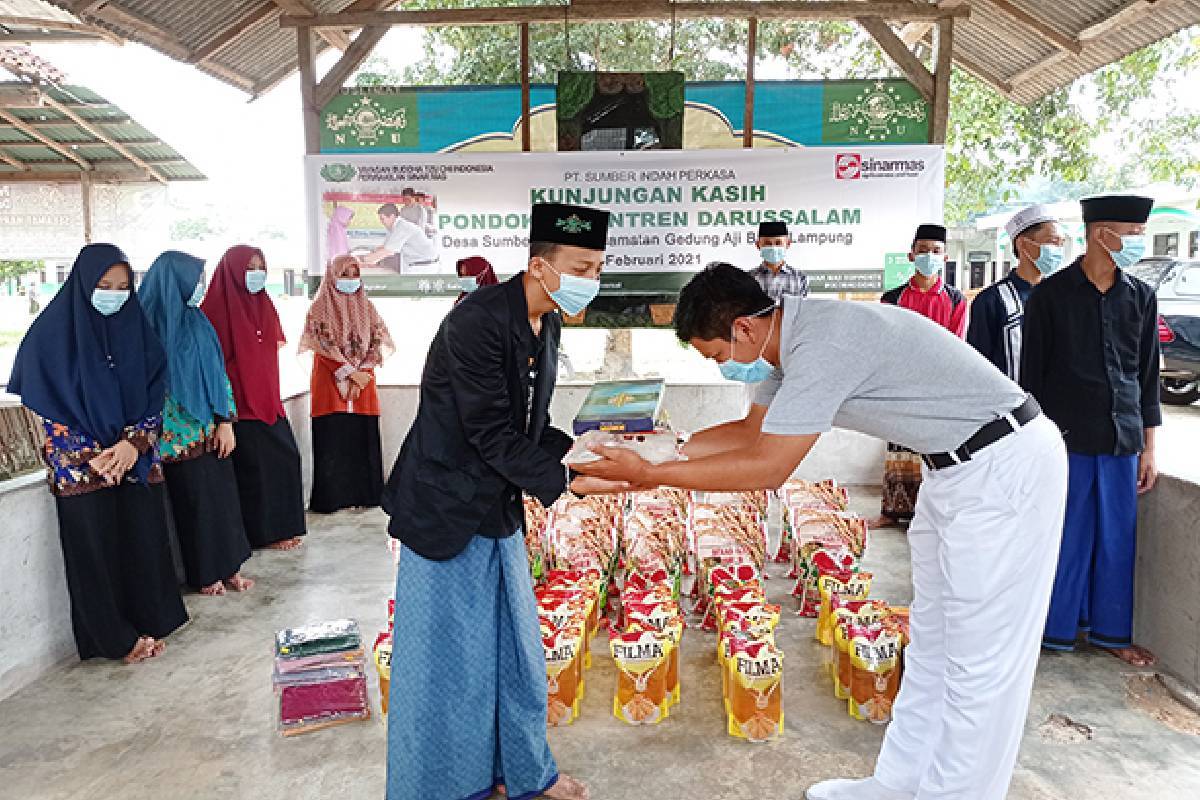 Menghangatkan Batin Melalui Kunjungan Kasih