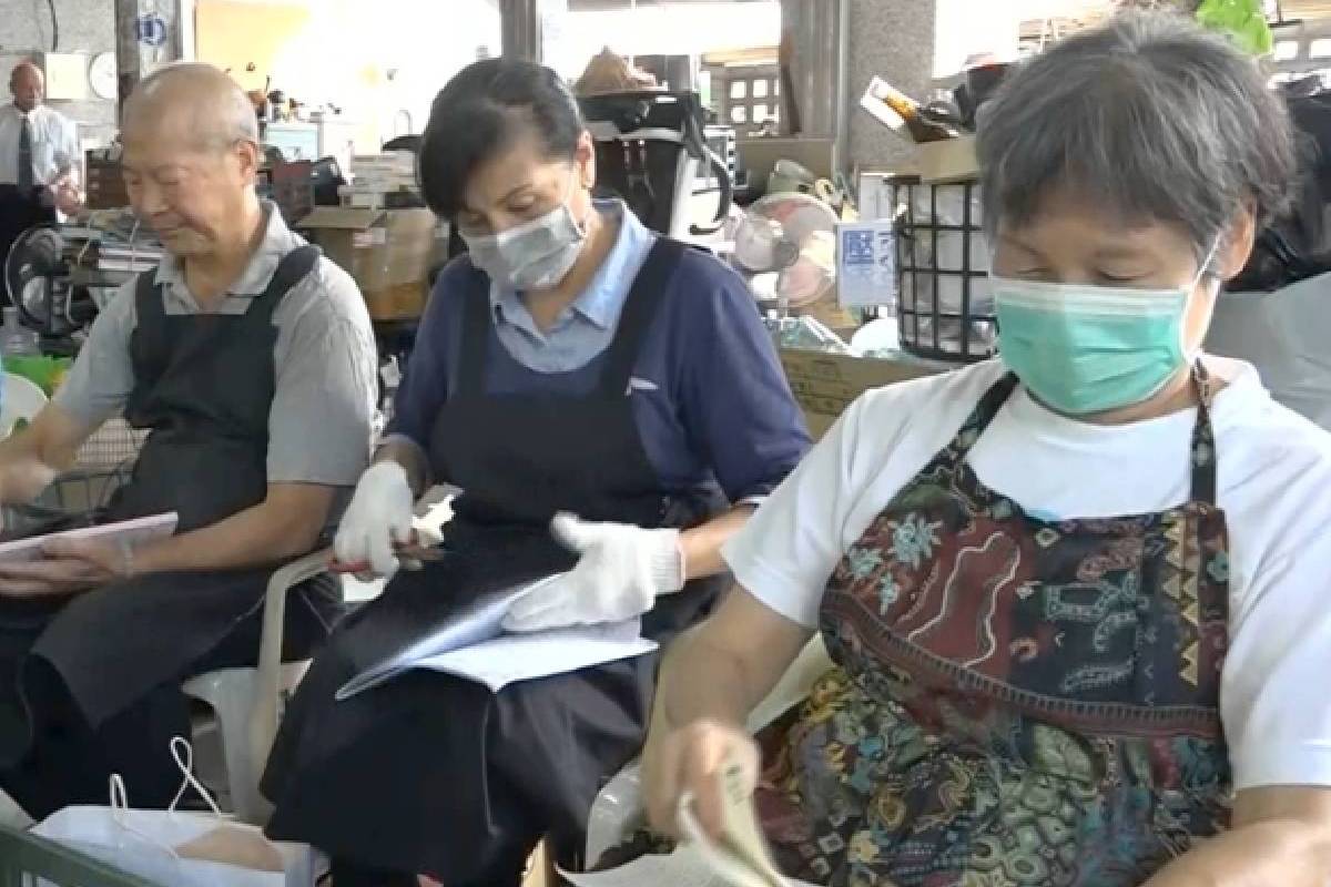 Ceramah Master Cheng Yen: Membentuk Hutan Pahala dengan Menciptakan Berkah bagi Dunia