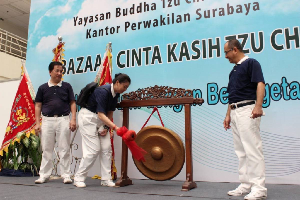 Bazar Cinta Kasih Tzu Chi