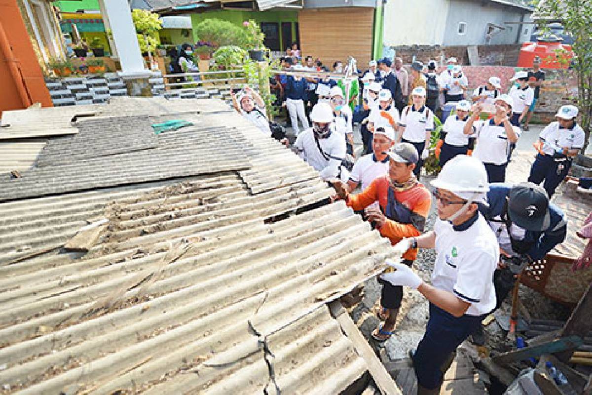 Mengawali Pembangunan Rumah Warga di Kamal Muara