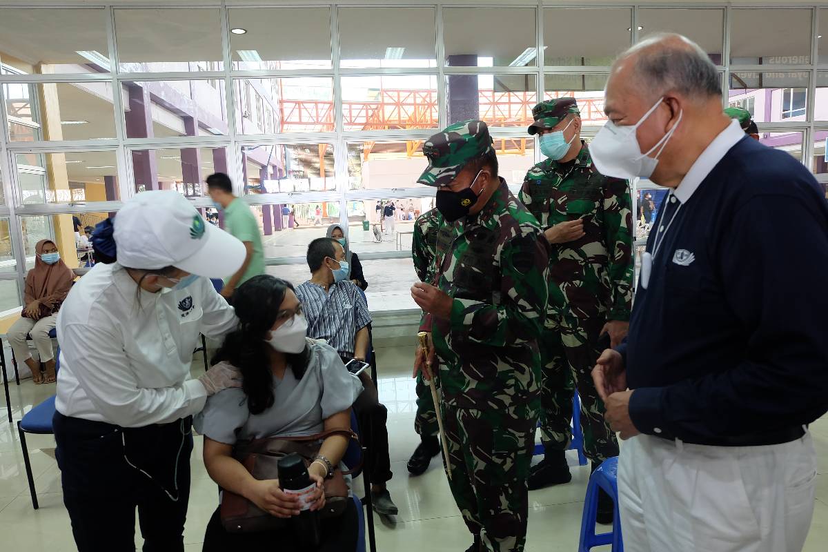 Vaksinasi Negeri Bersama Tzu Chi