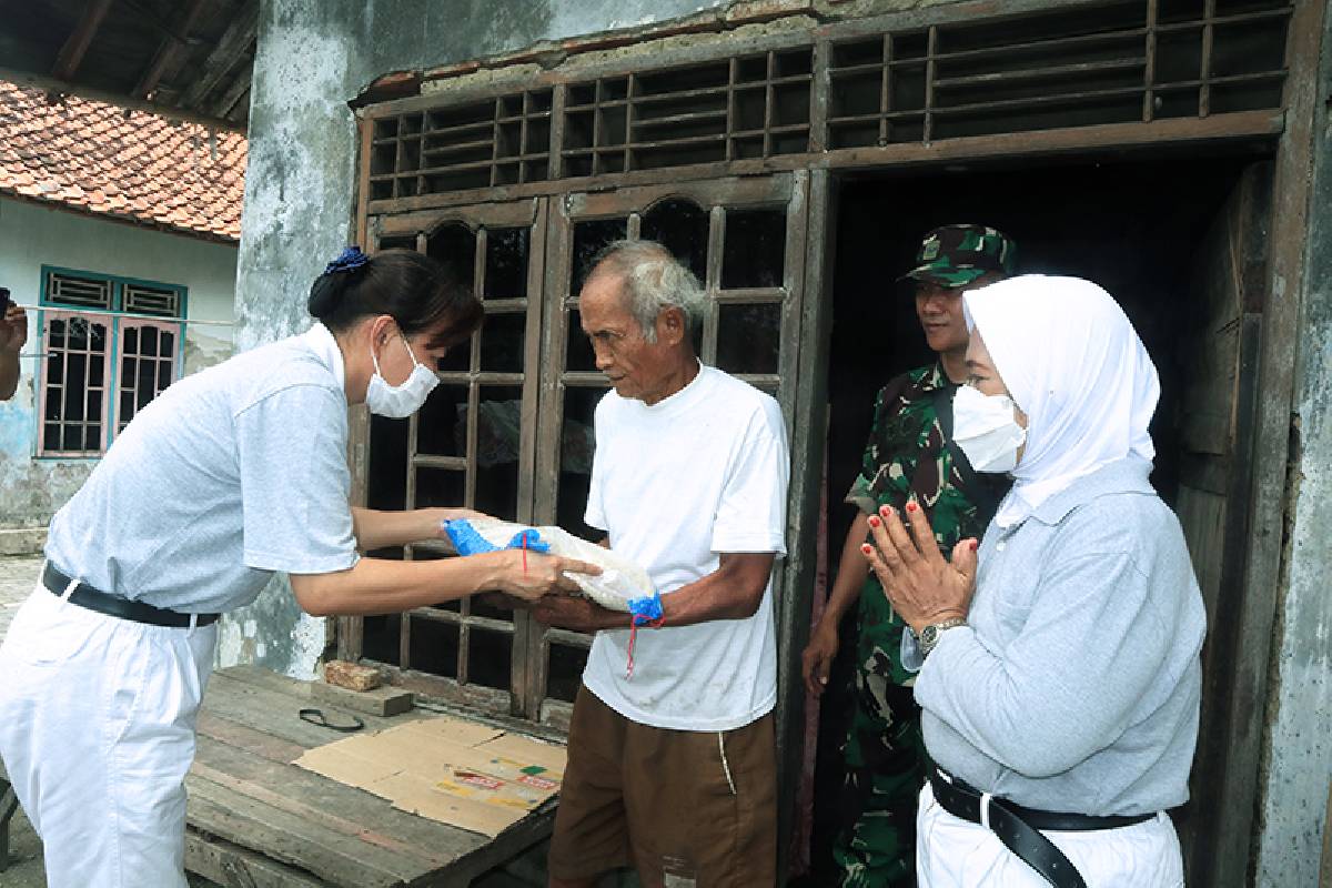 Menjalin Hubungan Erat dengan Menyebarkan Cinta Kasih