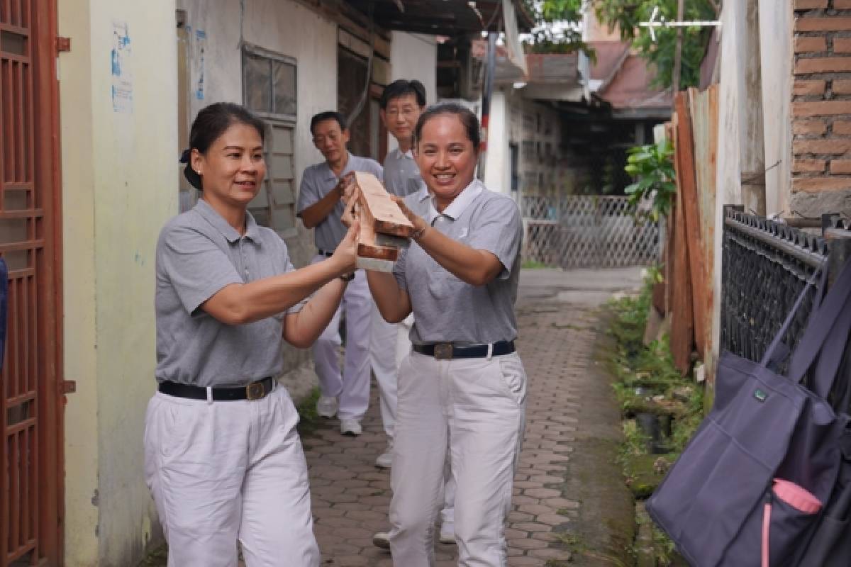 Atap Rumah Meriyati yang Tak Lagi Bocor