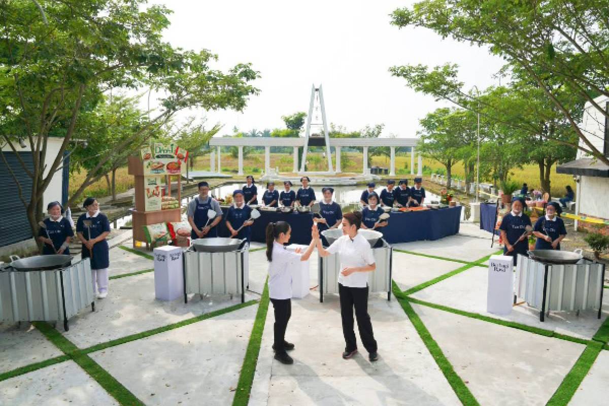 Wujud Nyata Cinta Kasih dan Kebaikan Lewat Program Berbagi Rasa 
