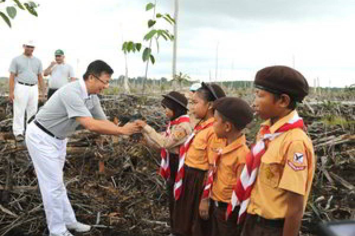 Menjaga Bumi Pertiwi