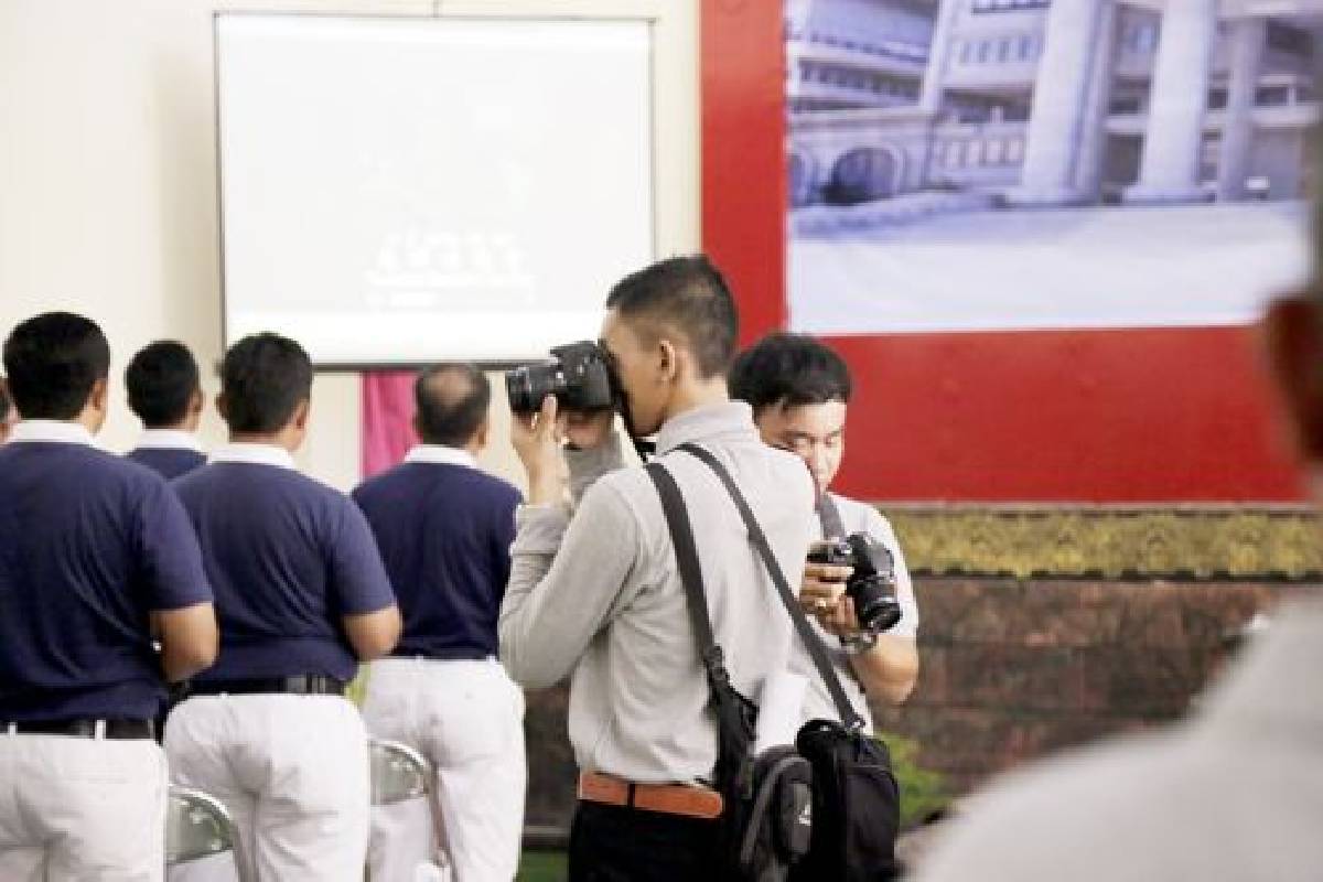 Relawan Zhen Shan Mei Sebagai Perekam Sejarah