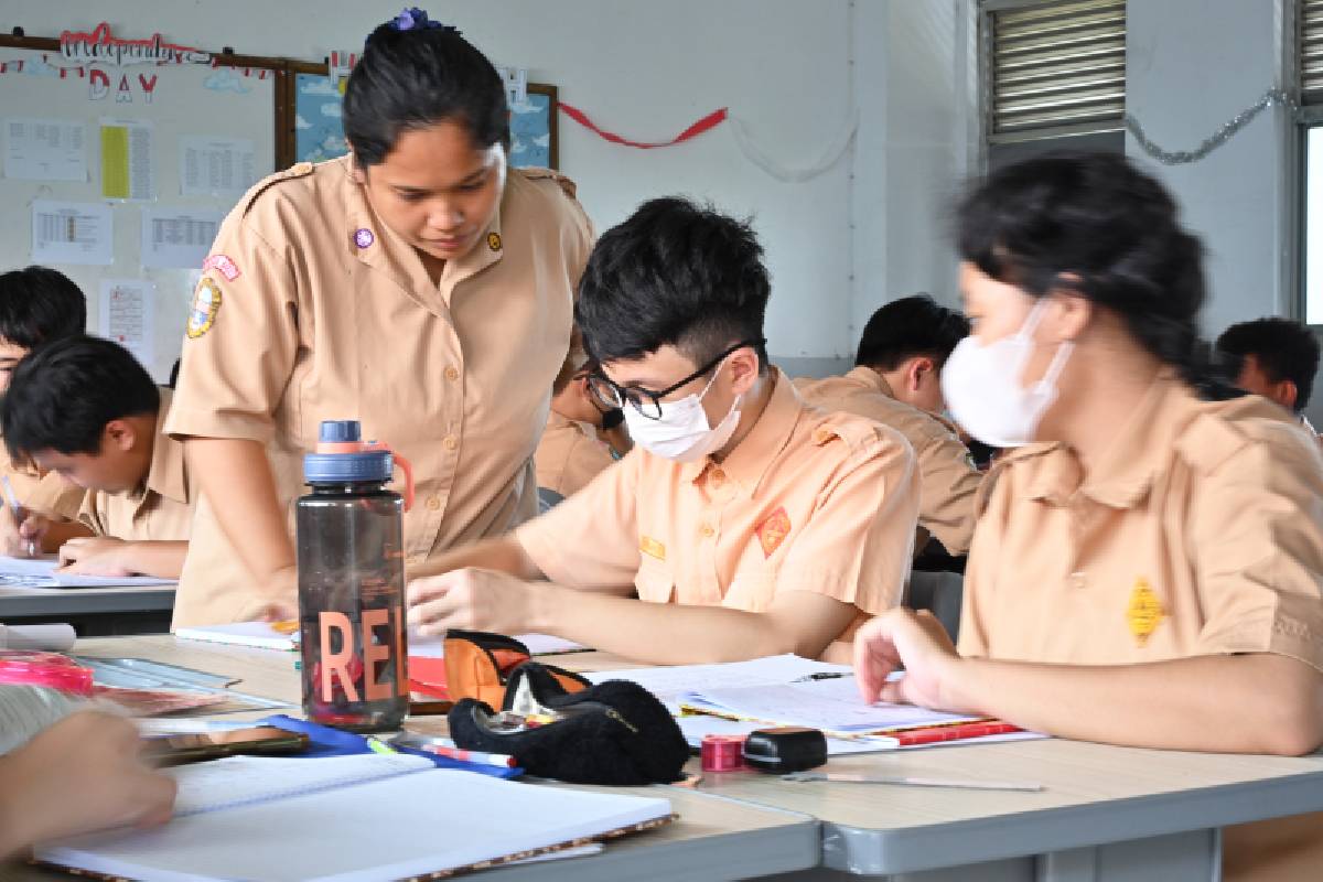 Perjuangan Orang Tua di Balik Pendidikan Liam Kim