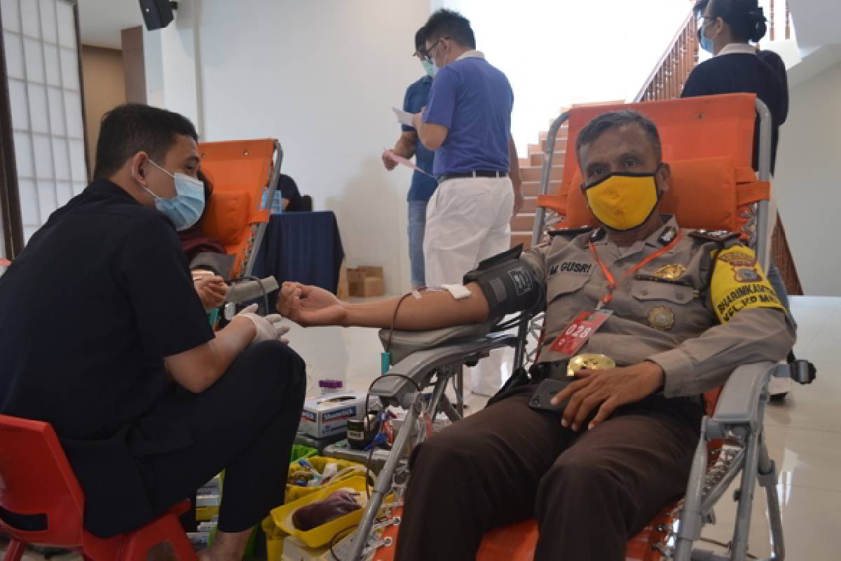 Relawan Pekanbaru Menebar Cinta Kasih Melalui Donor Darah