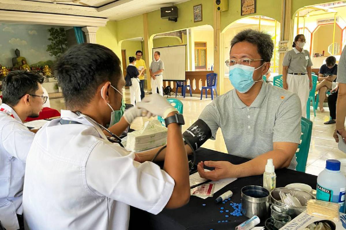 Tzu Chi Gelar Kegiatan Donor Darah Perdana di Wihara Jetavana